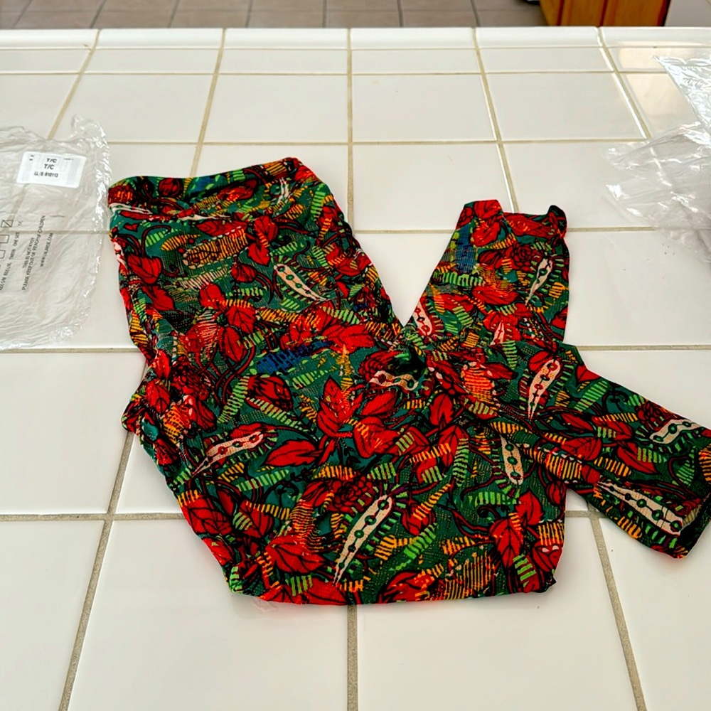 🍁 Geometric TC LULAROE LEGGING